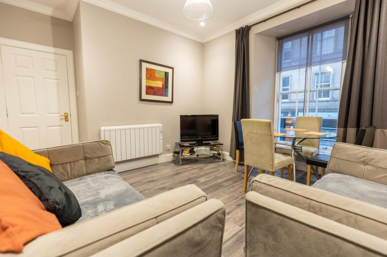 Two Bedroom Apartment Within Walking Distance To City Centre EDI Exterior foto