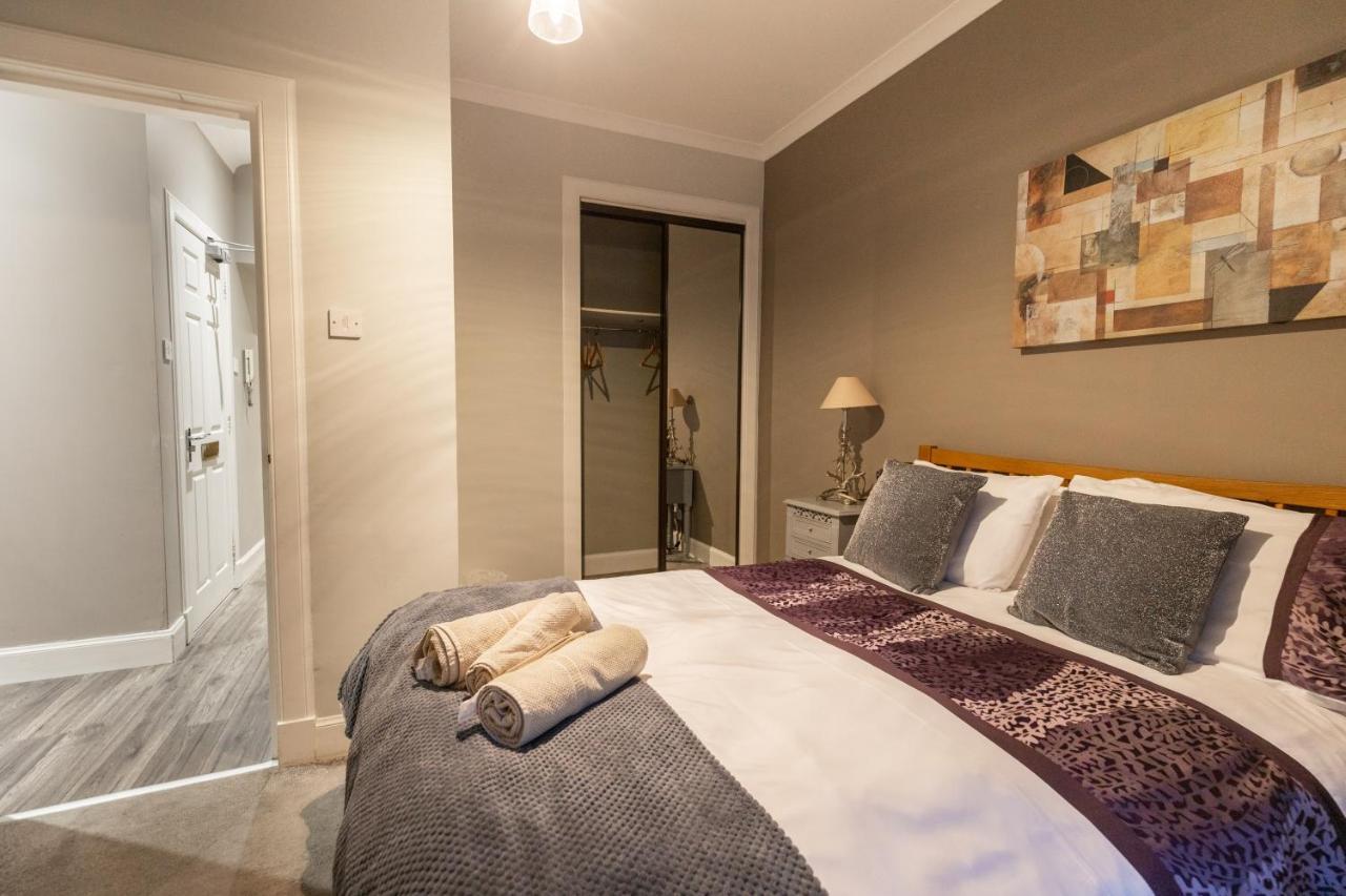 Two Bedroom Apartment Within Walking Distance To City Centre EDI Exterior foto