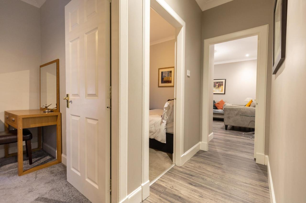 Two Bedroom Apartment Within Walking Distance To City Centre EDI Exterior foto